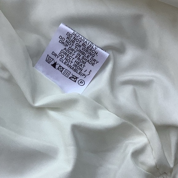 Papillon Quilted Vest - Picture 12 of 14